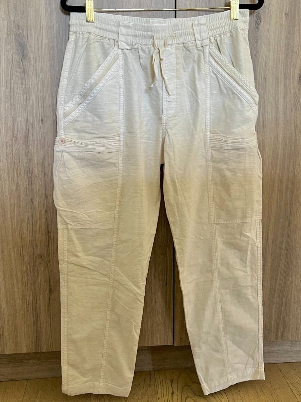Anthropologie Angela Cropped Cargo Pants